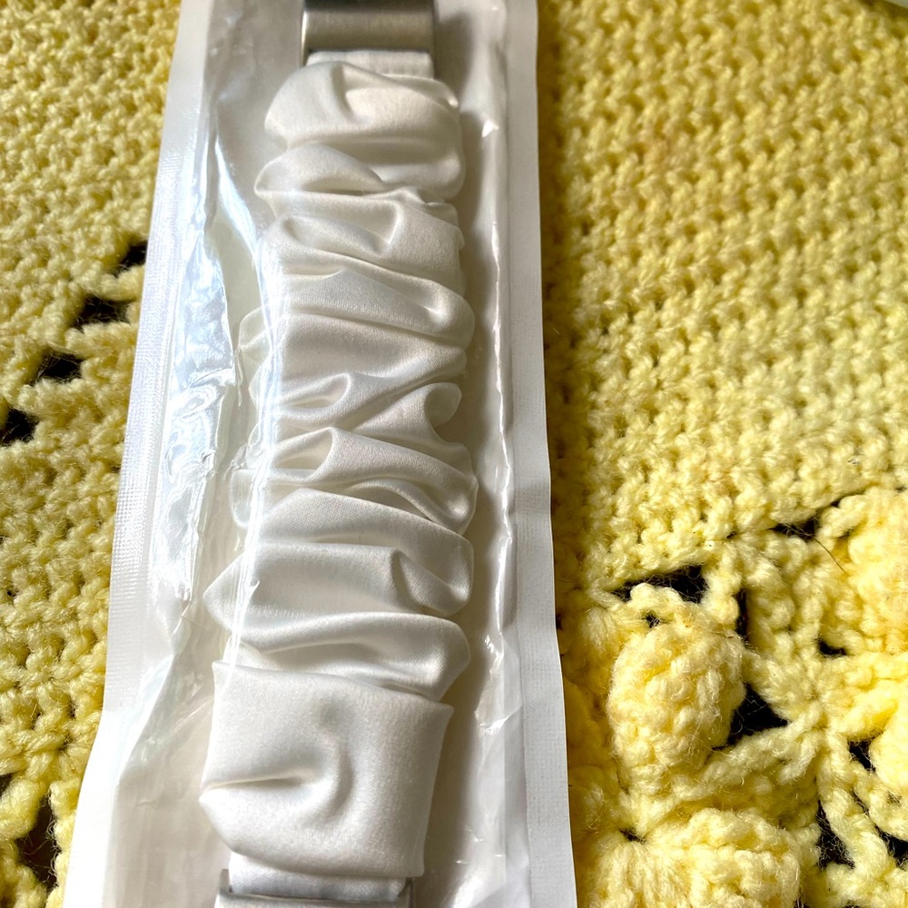 Watch band white